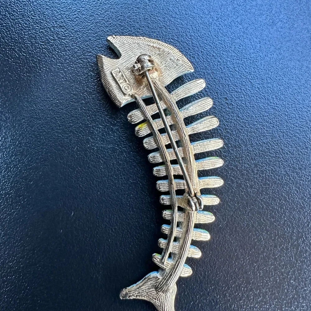 Vintage Arthur Pepper's fish skeleton brooch